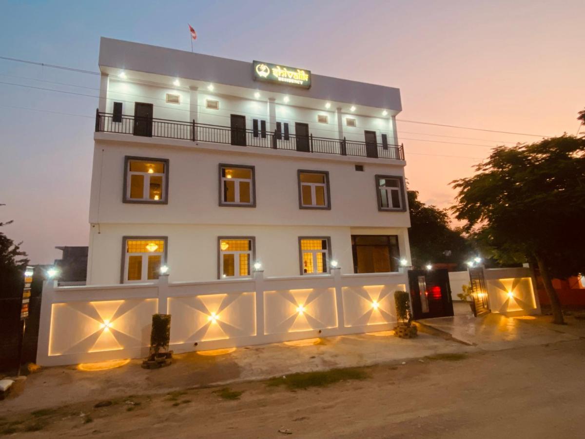 Shivalik Residency - Hotel & Banquet Hall Bāra Banki Eksteriør billede