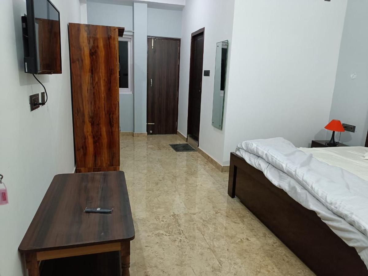 Shivalik Residency - Hotel & Banquet Hall Bāra Banki Eksteriør billede